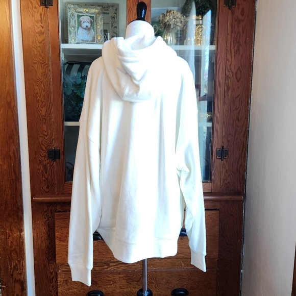 VANS Women's Panda Swearshirt Hoodie Size Large New With Tags - Picture 3 of 7